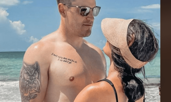 Chelsea & Cole’s Photo Stuns Fans