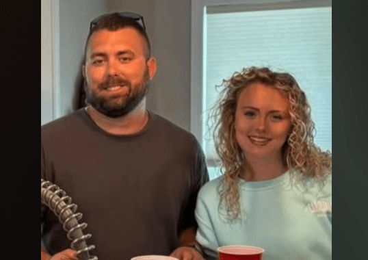 Corey & Aleeah’s Photo Stuns Fans