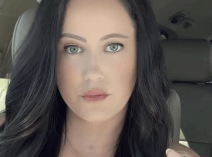 Jenelle’s Selfie Stuns Fans