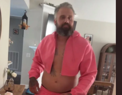 Ryan’s New Photo Stuns Fans